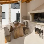 Awesome In With Wifi פורץ