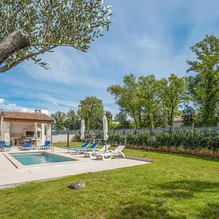 Apartment Awesome In With Wifi *