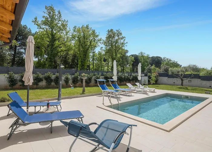 Lejlighed Awesome In With Wifi Poreč